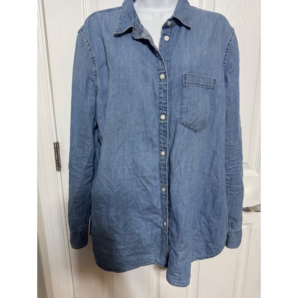 Gap 1969 Denim Button Down Shirt Womens XL Light Wash Chambray Long Sleeve Top